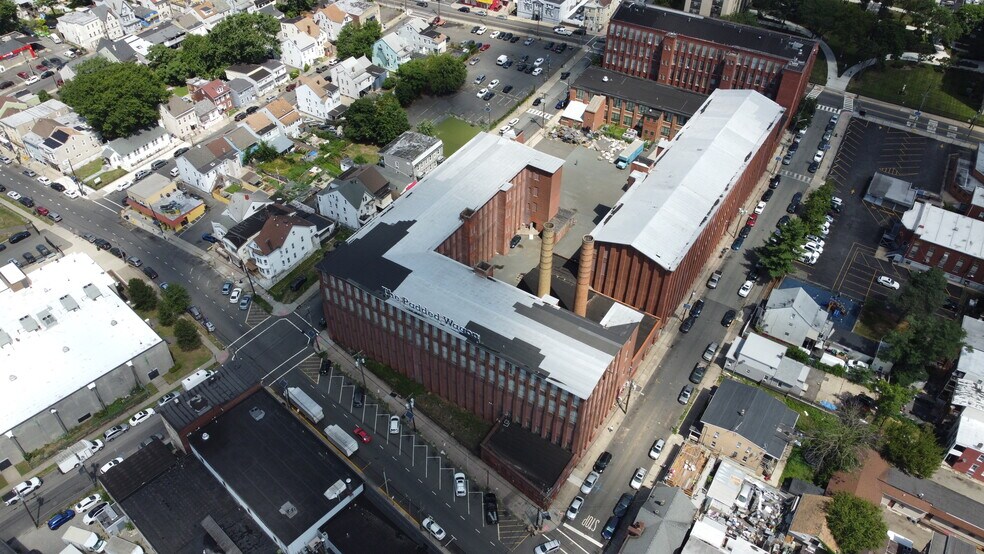 61 State St, Paterson, NJ for sale - Building Photo - Image 3 of 6