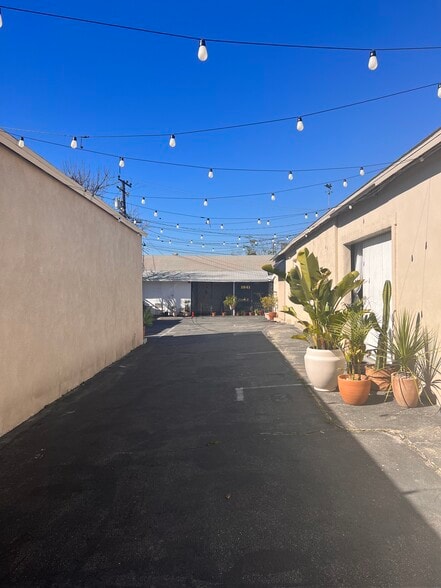 1841 Redondo Ave, Signal Hill, CA for sale - Building Photo - Image 3 of 11