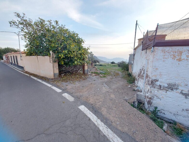 Land in Almería, Almería for sale - Primary Photo - Image 1 of 12
