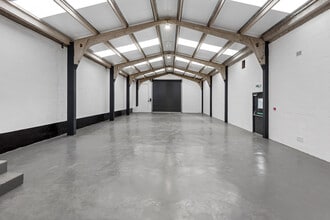 Unit 1B Eddgefield Rd, Loanhead à louer Photo intérieure- Image 1 de 4