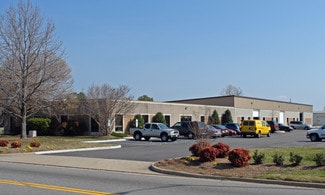 Plus de détails pour 2001 Old Greenbrier Rd, Chesapeake, VA - Local d'activités à louer