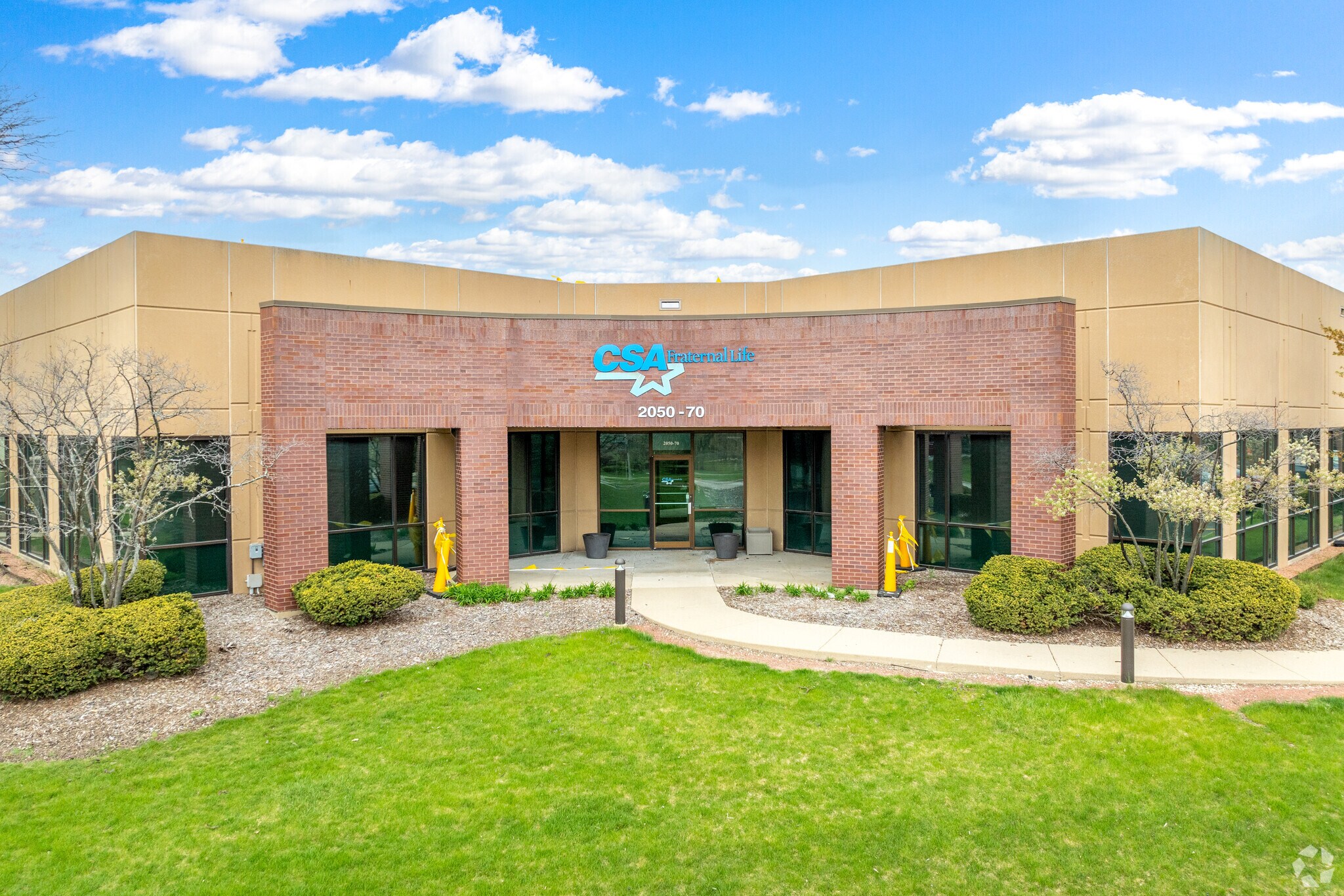 2050-2080 Finley Rd, Lombard, IL à louer Photo principale- Image 1 de 25