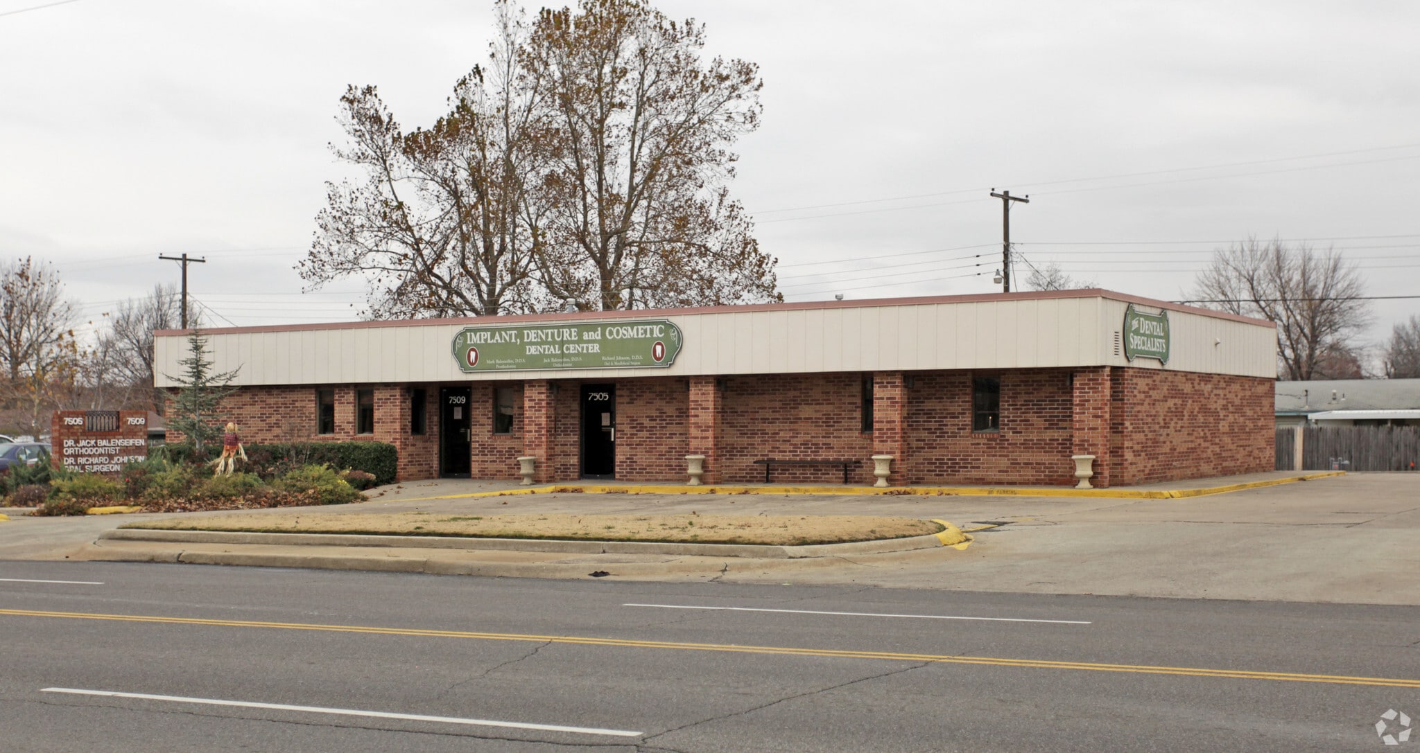 7505-7509 NW 23rd St, Bethany, OK for sale Primary Photo- Image 1 of 4