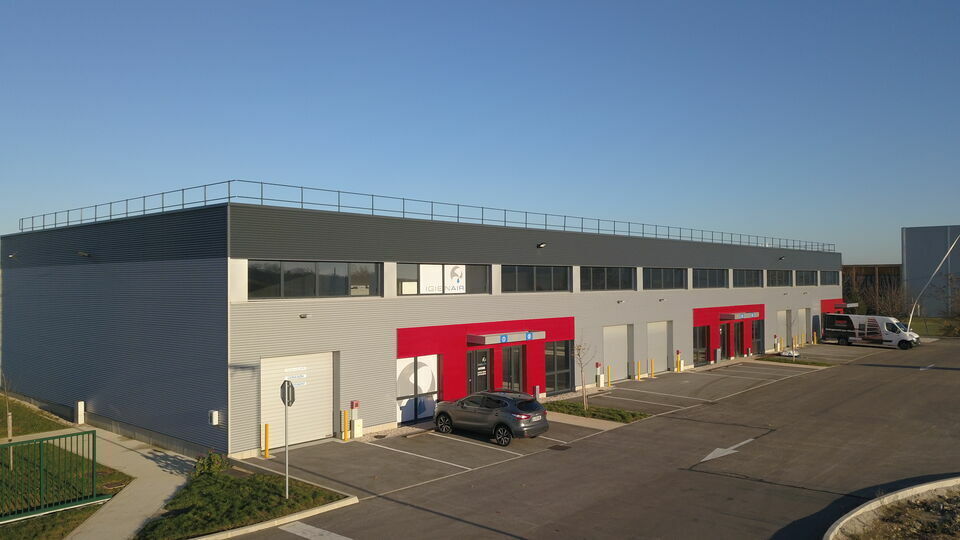 Industrial in Longvic for lease Building Photo- Image 1 of 2