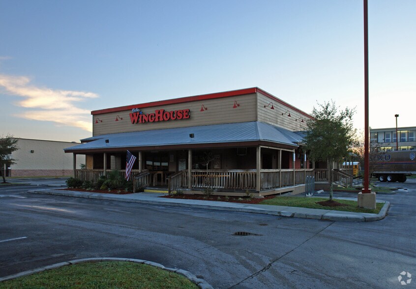 3789 S Kirkman Rd, Orlando, FL à louer - Photo du bâtiment - Image 2 de 8