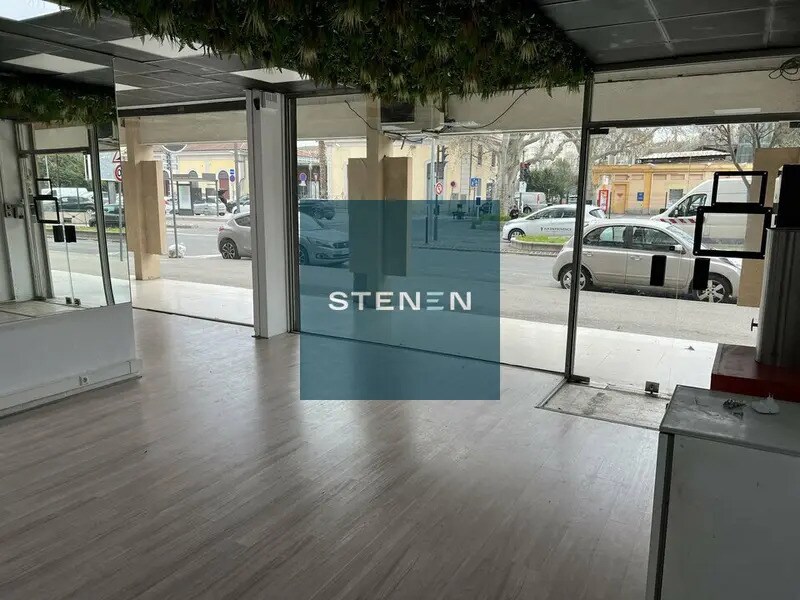 10 Rue Gustave Desplaces, Aix-en-Provence for lease Building Photo- Image 1 of 6