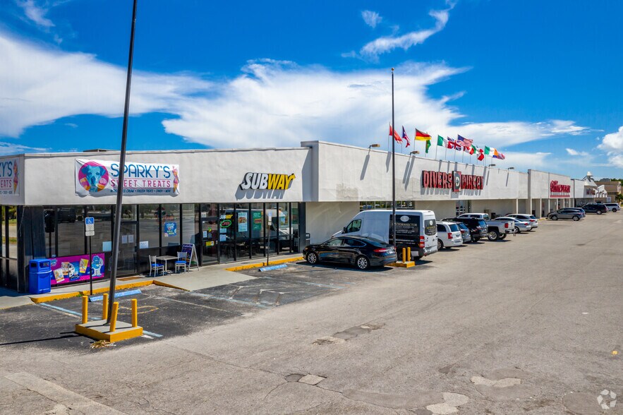 99625 Overseas Hwy, Key Largo, FL à louer - Photo du bâtiment - Image 2 de 14