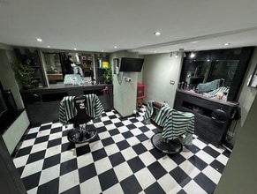 52 High St, Burton On Trent for lease Interior Photo- Image 1 of 2