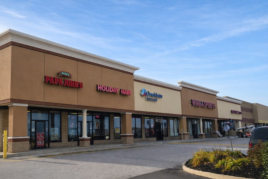 2130-2160 White St, York, PA à louer - Photo du bâtiment - Image 2 de 9