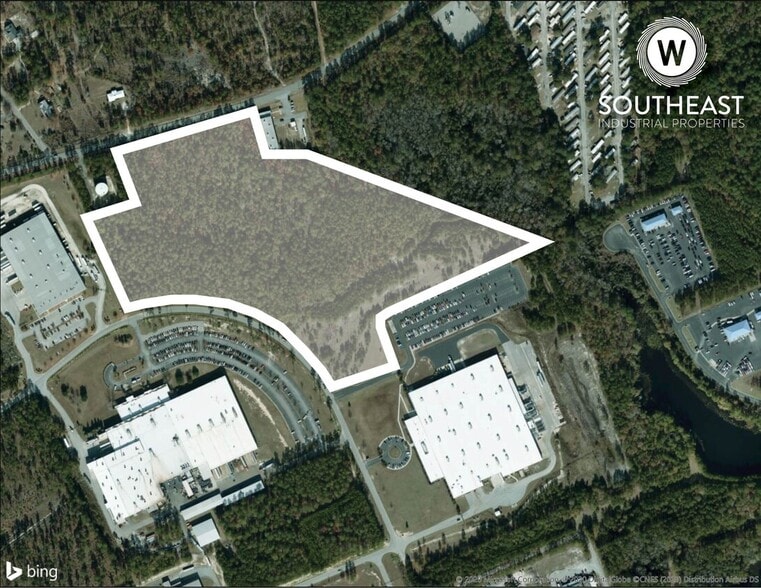 375 Metropolitan Dr, West Columbia, SC for lease - Building Photo - Image 1 of 2