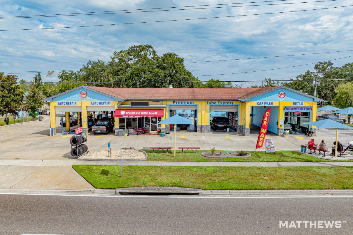 Bloomingdale Ave, Brandon, FL for sale Building Photo- Image 1 of 4