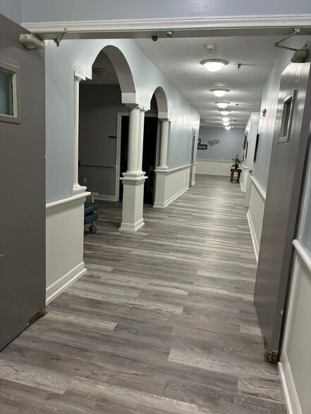 5128 Pine Ave, Pasadena, TX for sale - Interior Photo - Image 3 of 16