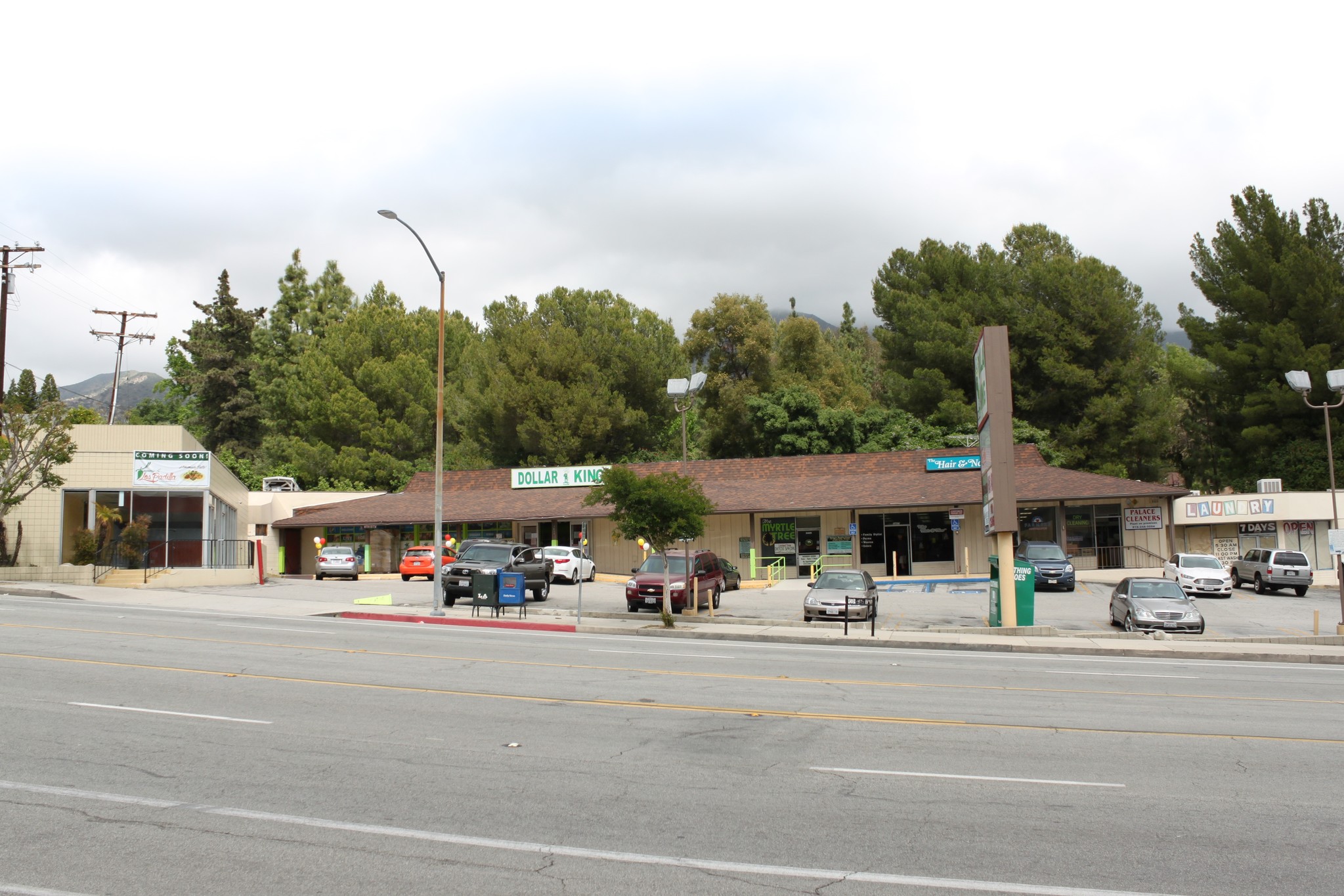 3421-3431 Foothill Blvd, La Crescenta, CA à vendre Photo principale- Image 1 de 1