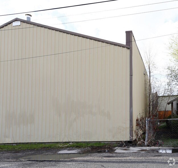 261 Paramount Ave, Salt Lake City, UT for sale - Building Photo - Image 2 of 2