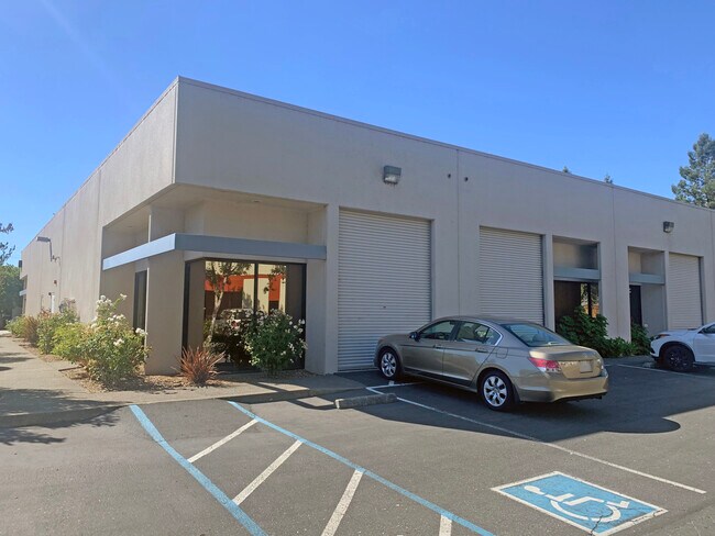 Plus de détails pour 1821 Empire Industrial Ct, Santa Rosa, CA - Industriel à louer