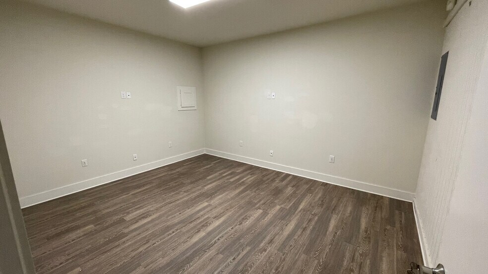 1144 Pride Dr, New Braunfels, TX à louer - Photo du bâtiment - Image 3 de 15