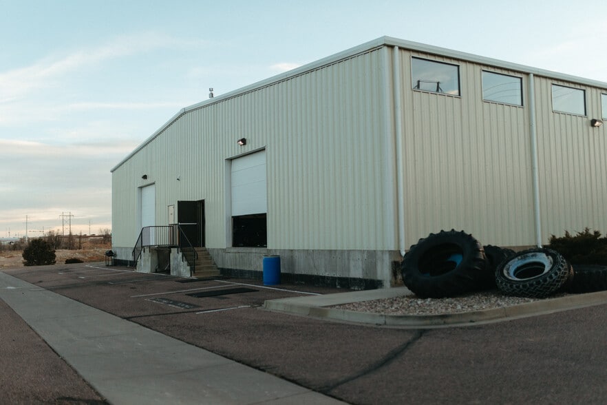 7039 Bandley Dr, Fountain, CO à vendre - Photo du bâtiment - Image 3 de 16