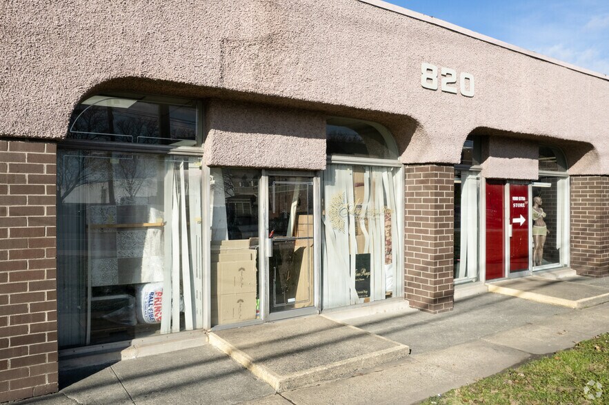 820 Washington Ave, Carlstadt, NJ à louer - Photo du bâtiment - Image 3 de 9