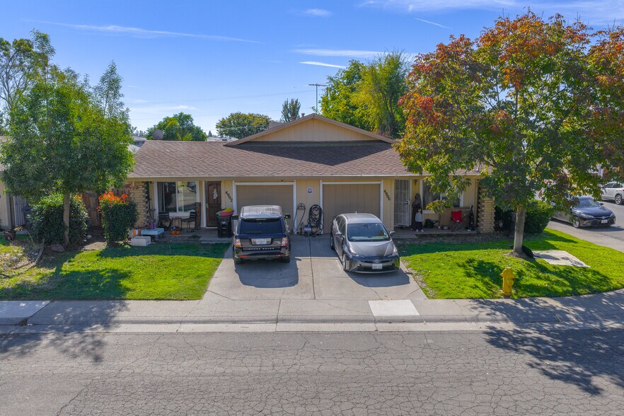 Sacramento Duplex Portfolio portefeuille de 5 propriétés à vendre sur LoopNet.ca - Photo du bâtiment - Image 2 de 10