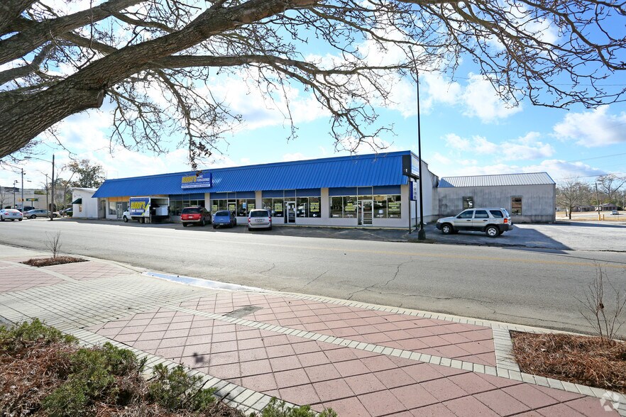 3 1st St Nw, Moultrie, GA à vendre - Photo du bâtiment - Image 2 de 5