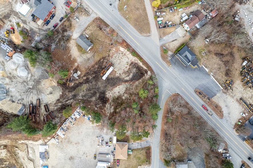 685 Quaker Hwy, Uxbridge, MA à vendre - Aérien - Image 3 de 3