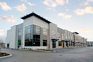 580 Nicola Ave, Port Coquitlam, BC for lease Interior Photo- Image 2 of 4