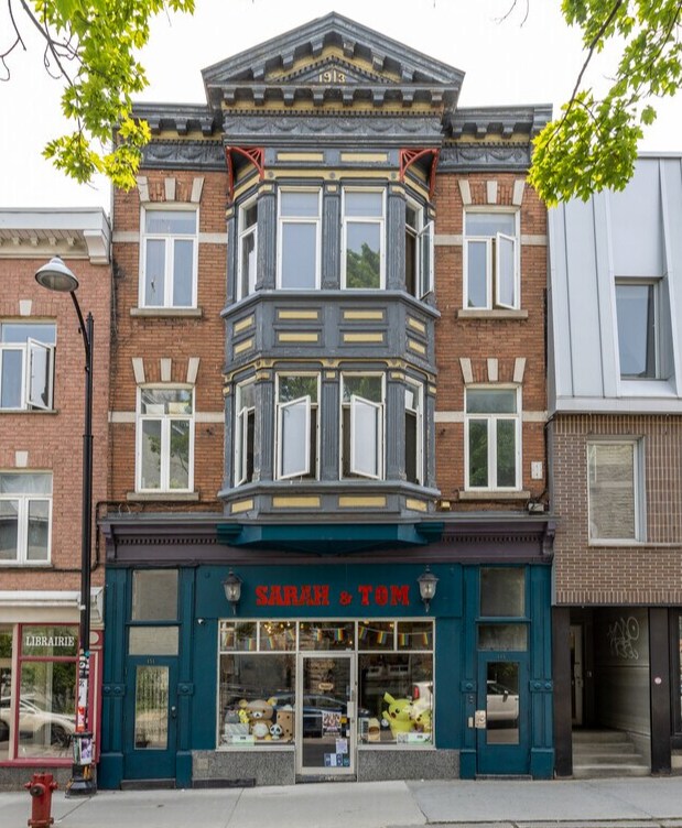 145-151 Rue Saint-Joseph E, Québec, QC for sale Building Photo- Image 1 of 1