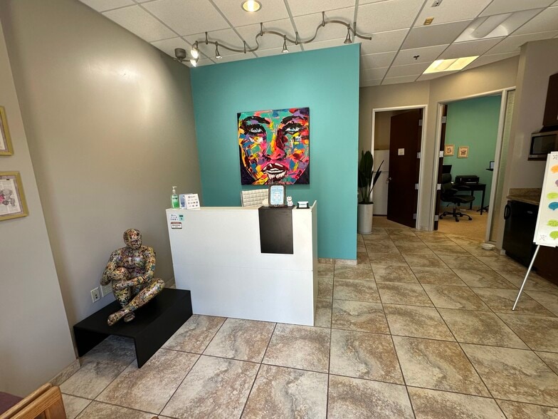 10751 N Frank Lloyd Wright Blvd, Scottsdale, AZ for lease - Interior Photo - Image 2 of 5