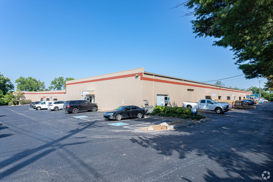 1830 Air Lane Dr, Nashville, TN for lease - Primary Photo - Image 1 of 3