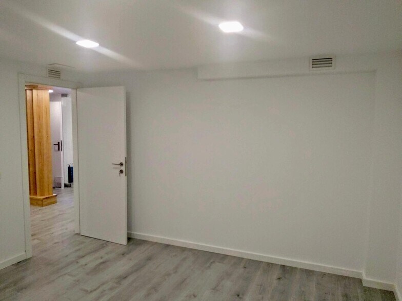 Commerce de détail dans Algemesí à vendre - Photo du bâtiment - Image 2 de 10