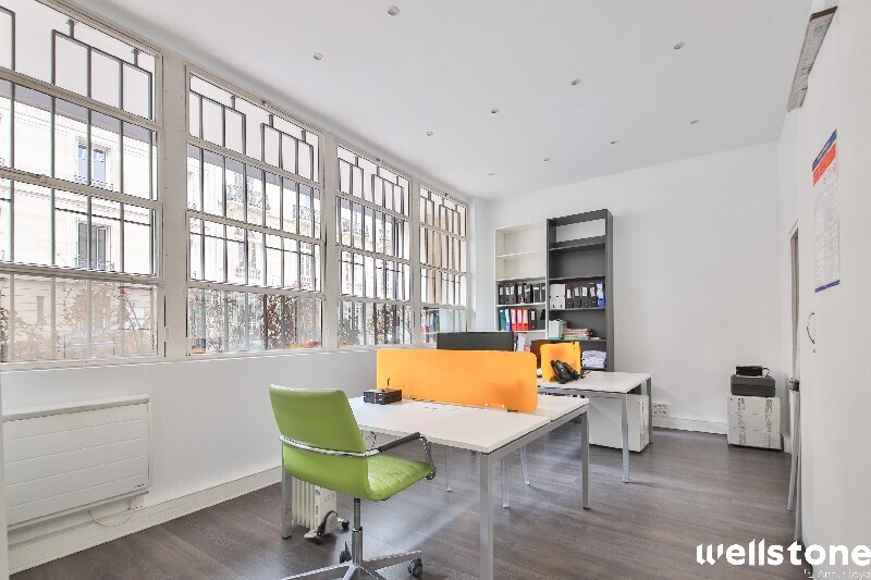 69 Rue Ampère, Paris for sale - Building Photo - Image 1 of 18