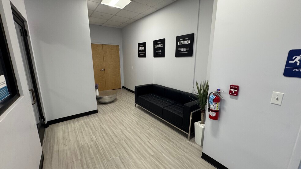 2550 Brodhead Rd, Bethlehem, PA à louer - Photo intérieure - Image 3 de 37