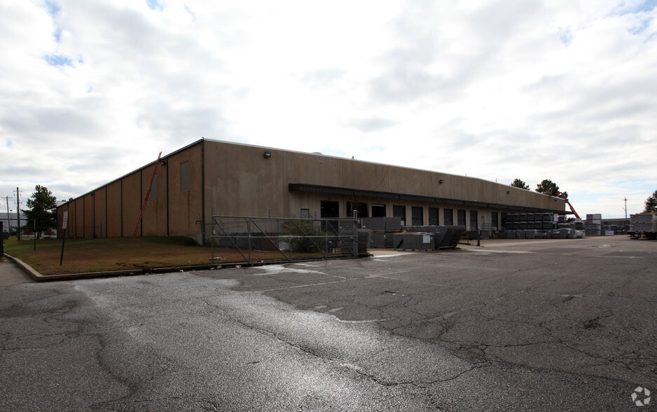5191 Hickory Hill Rd, Memphis, TN for lease - Building Photo - Image 2 of 3