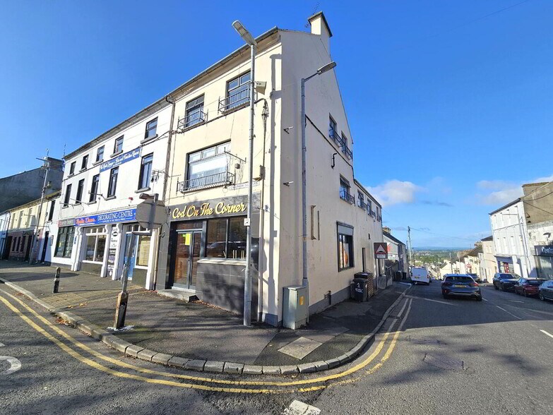 1 Church Sq, Newry à louer - Photo du bâtiment - Image 3 de 4