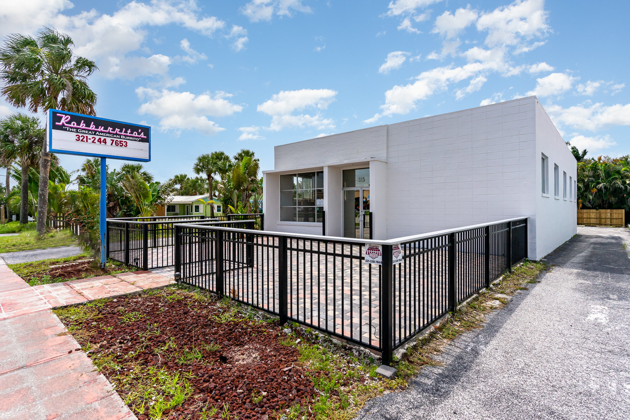 315 Ocean Ave, Melbourne Beach, FL à vendre Photo du bâtiment- Image 1 de 1