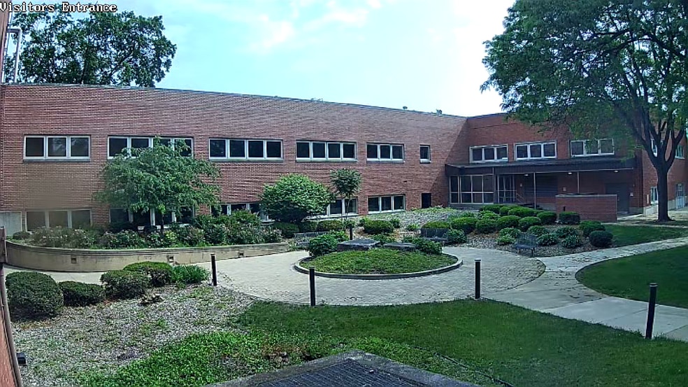 500 Economy Ct, Freeport, IL à louer - Photo du bâtiment - Image 1 de 54