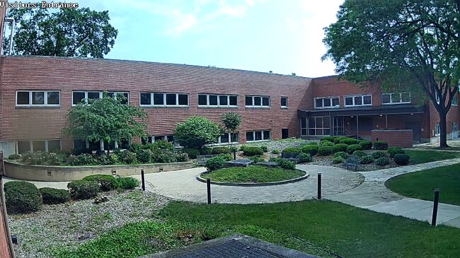 More details for 500 Economy Ct, Freeport, IL - Office for Lease