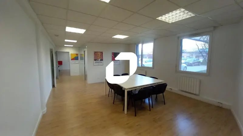 27 Rue Du Carrousel, Villeneuve-d'Ascq à louer - Photo intérieure - Image 1 de 6