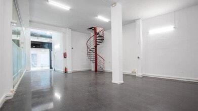 Carrer dels Comtes de Bell-Lloc, 189, Barcelone, Barcelona à louer Photo intérieure- Image 2 de 11