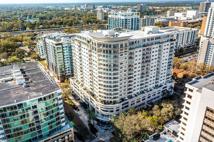 100 S Eola Dr, Orlando, FL à louer - Aérien - Image 3 de 12