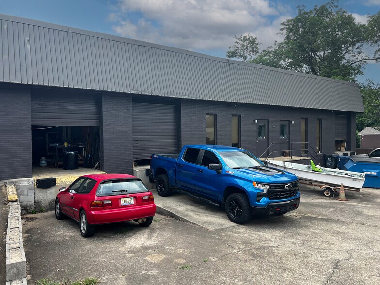 220-224 38th St S, Birmingham, AL à vendre - Photo du bâtiment - Image 2 de 5