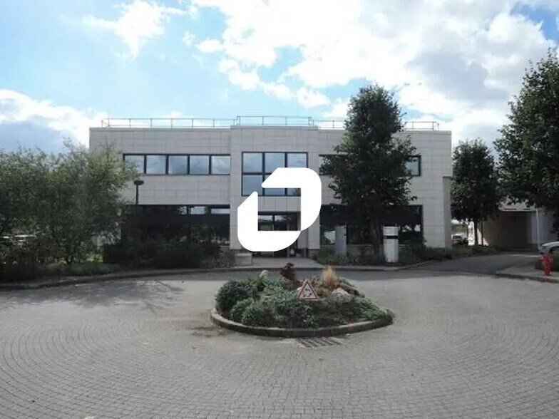 Flex dans Rungis à louer - Photo du bâtiment - Image 2 de 11