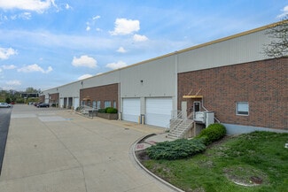 More details for 450 S Lombard Rd, Addison, IL - Industrial for Lease