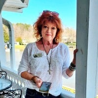 Donna Stone