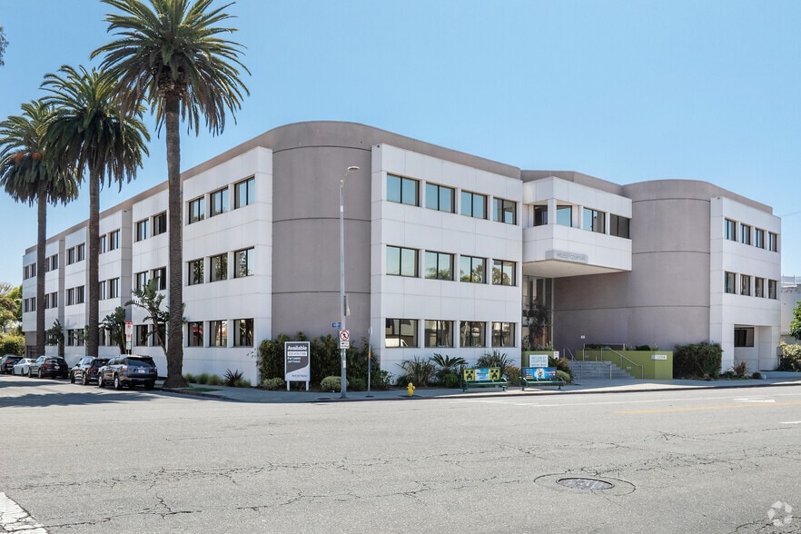 12304 Santa Monica Blvd, Los Angeles, CA for lease - Building Photo - Image 2 of 9