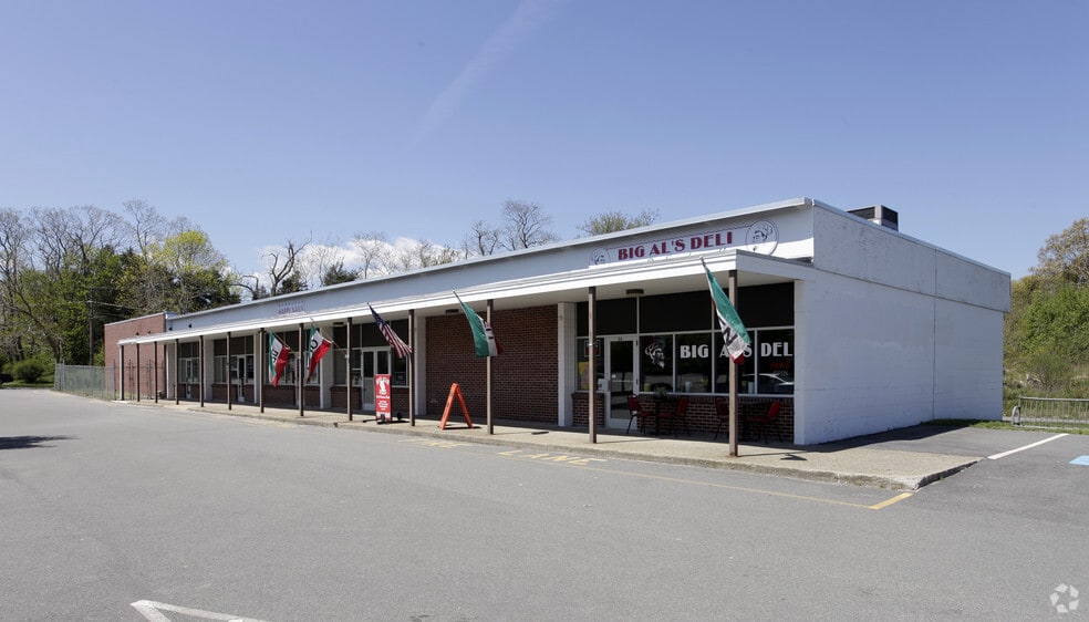 12-38 Manomet Point Rd, Plymouth, MA for lease - Primary Photo - Image 1 of 7