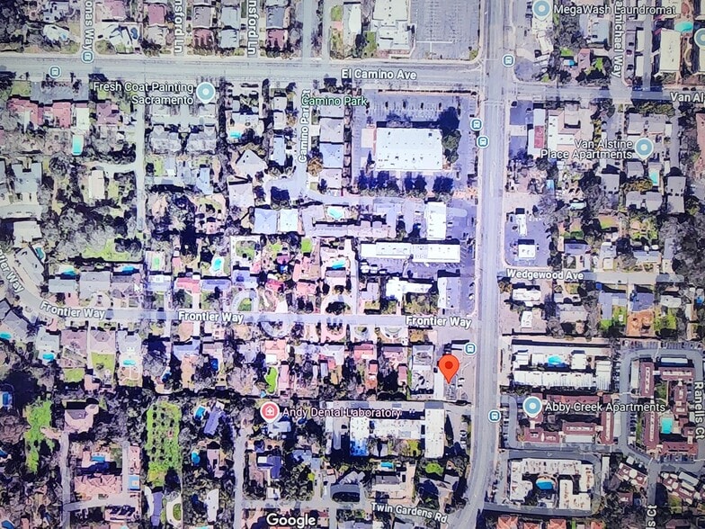 5841 Fair Oaks Blvd, Carmichael, CA à louer - Photo du bâtiment - Image 3 de 5