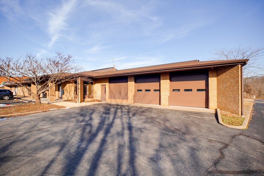 1320 Ymca Dr, Festus, MO à louer - Photo du bâtiment - Image 2 de 8