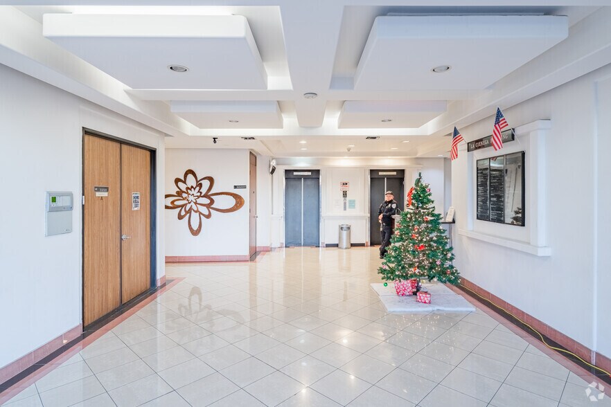 11222 S La Cienega Blvd, Inglewood, CA à louer - Photo intérieure - Image 3 de 27