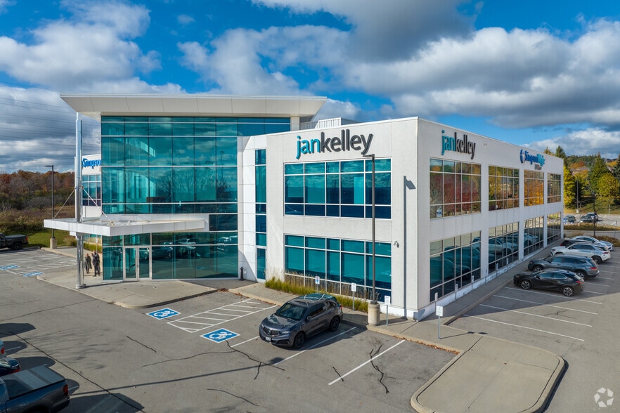 1006 Skyview Dr, Burlington, ON for sale - Primary Photo - Image 1 of 1